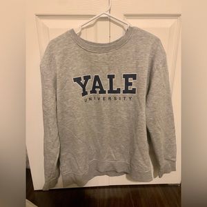 YALE sweatshirt Woman’s Size Small